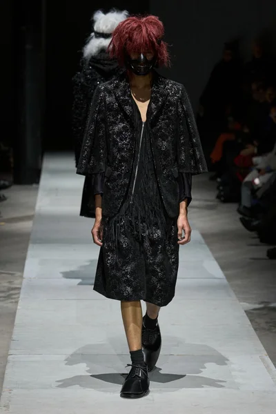 Look 34